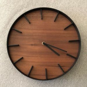 Wall clock